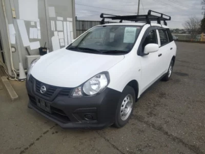 Nissan AD