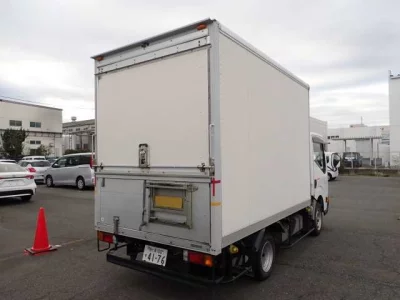 Nissan ATLAS