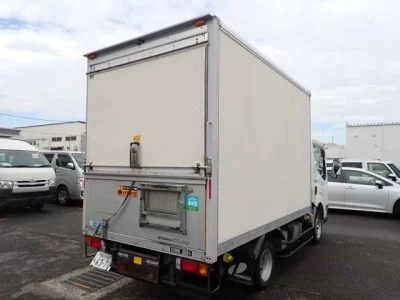 Nissan ATLAS