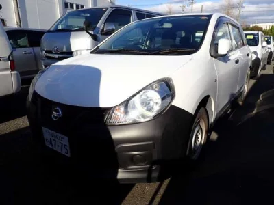 Nissan AD