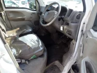 Nissan CLIPPER VAN лот № 7 оценка 3  с аукциона в Японии 4