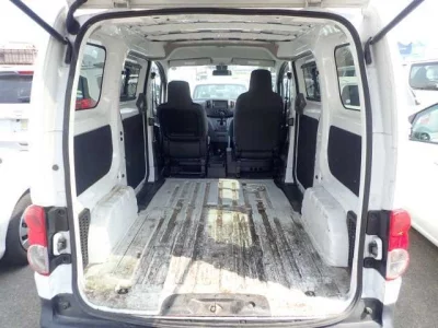 Nissan NV200