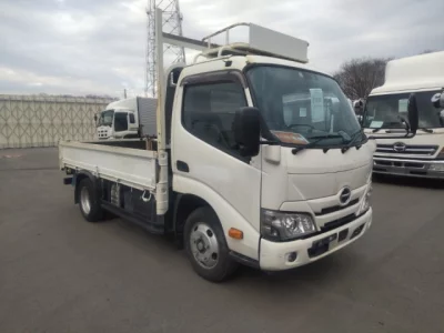 Hino DUTRO  с аукциона в Японии