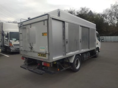 Hino DUTRO  с аукциона в Японии