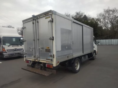 Hino DUTRO  с аукциона в Японии