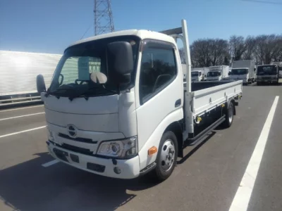 Hino DUTRO  с аукциона в Японии