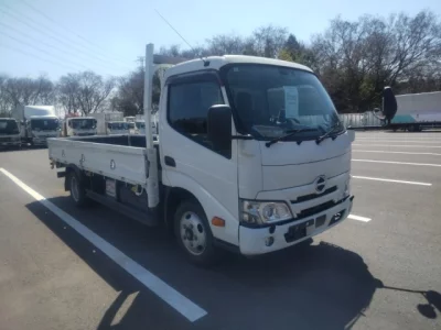 Hino DUTRO  с аукциона в Японии