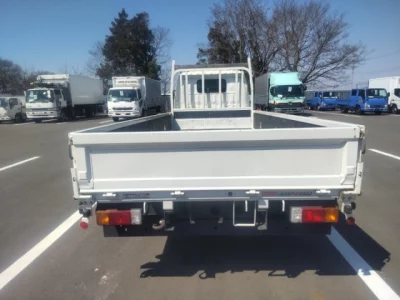 Hino DUTRO  с аукциона в Японии