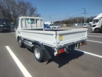 Toyota DYNA лот № 27352 оценка 3.5  с аукциона в Японии 4