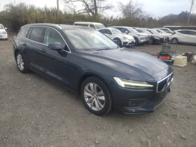 Volvo V60  с аукциона в Японии