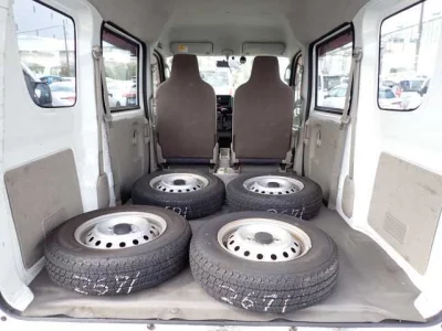 Mitsubishi Minicab Van