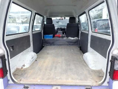 Mazda Bongo Van