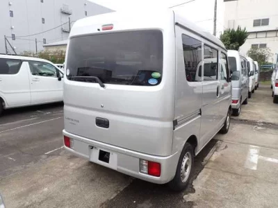 Mitsubishi Minicab Van