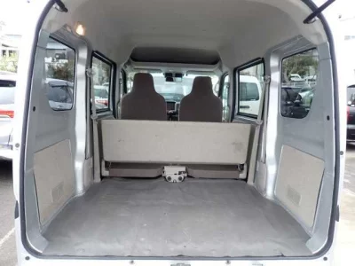 Mitsubishi Minicab Van