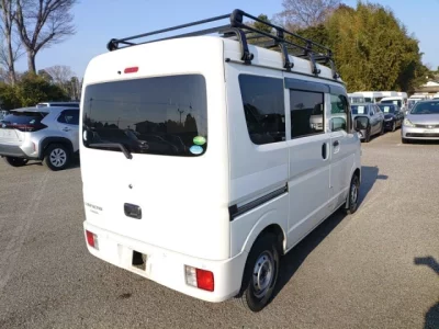 Mitsubishi Minicab Van
