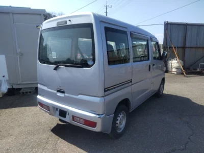 Mitsubishi Minicab Van