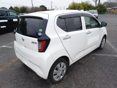 Daihatsu MIRA E S