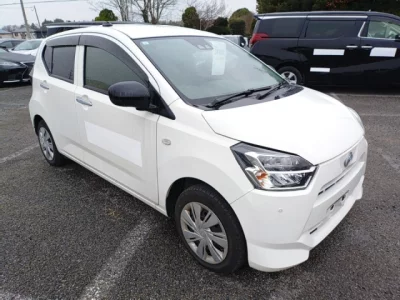 Daihatsu MIRA E S