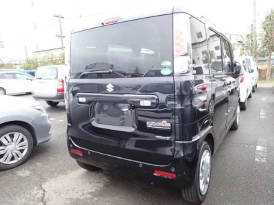 Suzuki Spacia