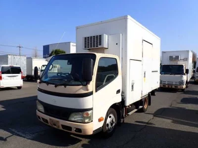 Hino DUTRO  с аукциона в Японии