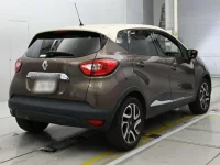Renault Captur лот № 38110 оценка 4  с аукциона в Японии 1
