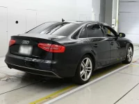 Audi A4 лот № 38113 оценка 4  с аукциона в Японии 1