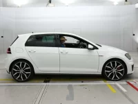 Volkswagen Golf лот № 38120 оценка 3.5  с аукциона в Японии 2