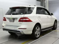 Mercedes-Benz ML CLASS лот № 38084 оценка 4  с аукциона в Японии 1
