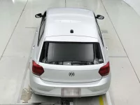 Volkswagen Polo лот № 38022 оценка 5  с аукциона в Японии 7