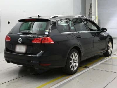 Volkswagen GOLF VARIANT  с аукциона в Японии
