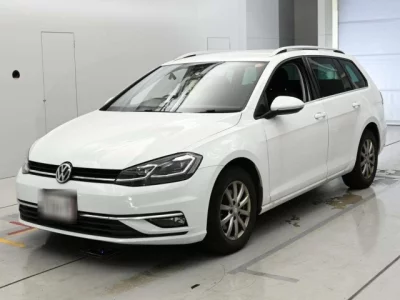 Volkswagen GOLF VARIANT  с аукциона в Японии