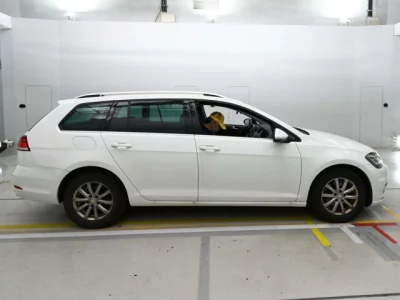 Volkswagen GOLF VARIANT  с аукциона в Японии