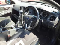 Volvo V60 лот № 90206 оценка 3.5  с аукциона в Японии 8