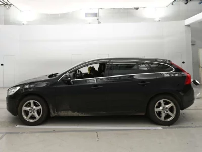 Volvo V60  с аукциона в Японии