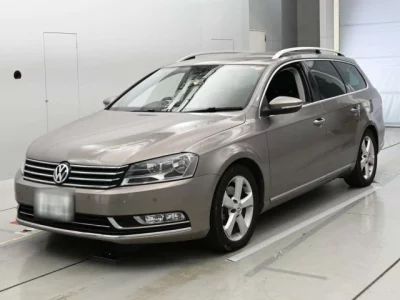 Volkswagen PASSAT VARIANT  с аукциона в Японии