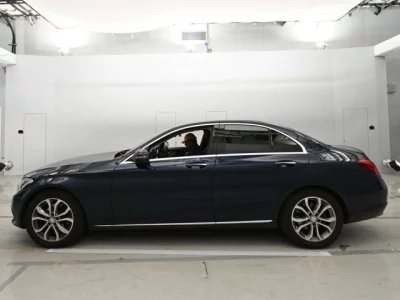 Mercedes-Benz C CLASS  с аукциона в Японии
