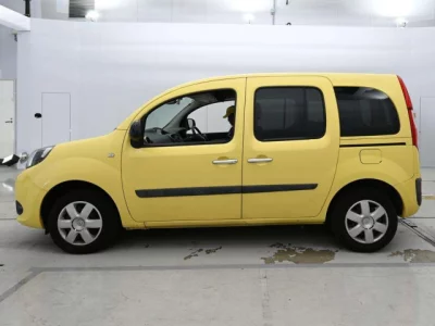 Renault KANGOO  с аукциона в Японии