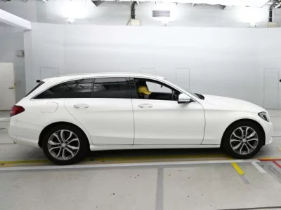 Mercedes-Benz C CLASS WAGON  с аукциона в Японии