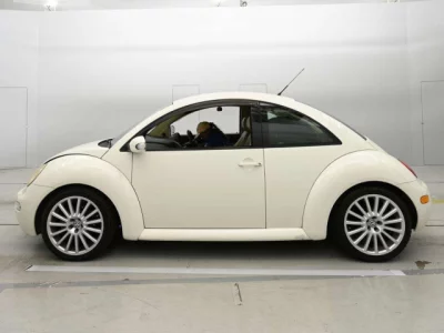Volkswagen NEW BEETLE