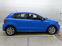Volkswagen Polo лот № 38192 оценка 4  с аукциона в Японии 2