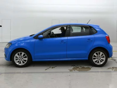 Volkswagen Polo  с аукциона в Японии