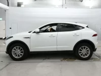 Jaguar E-PACE лот № 38172 оценка 5  с аукциона в Японии 3