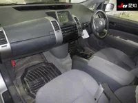 Toyota Prius лот № 30903 оценка R  с аукциона в Японии 2