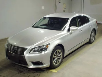 Lexus LS600h