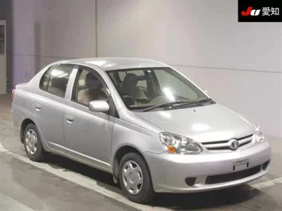 Toyota PLATZ  с аукциона в Японии