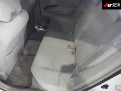 Toyota Prius  с аукциона в Японии