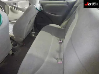 Toyota PLATZ  с аукциона в Японии