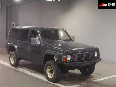 Nissan SAFARI