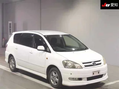 Toyota Ipsum