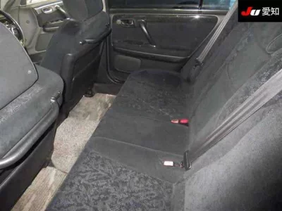 Toyota Crown Estate